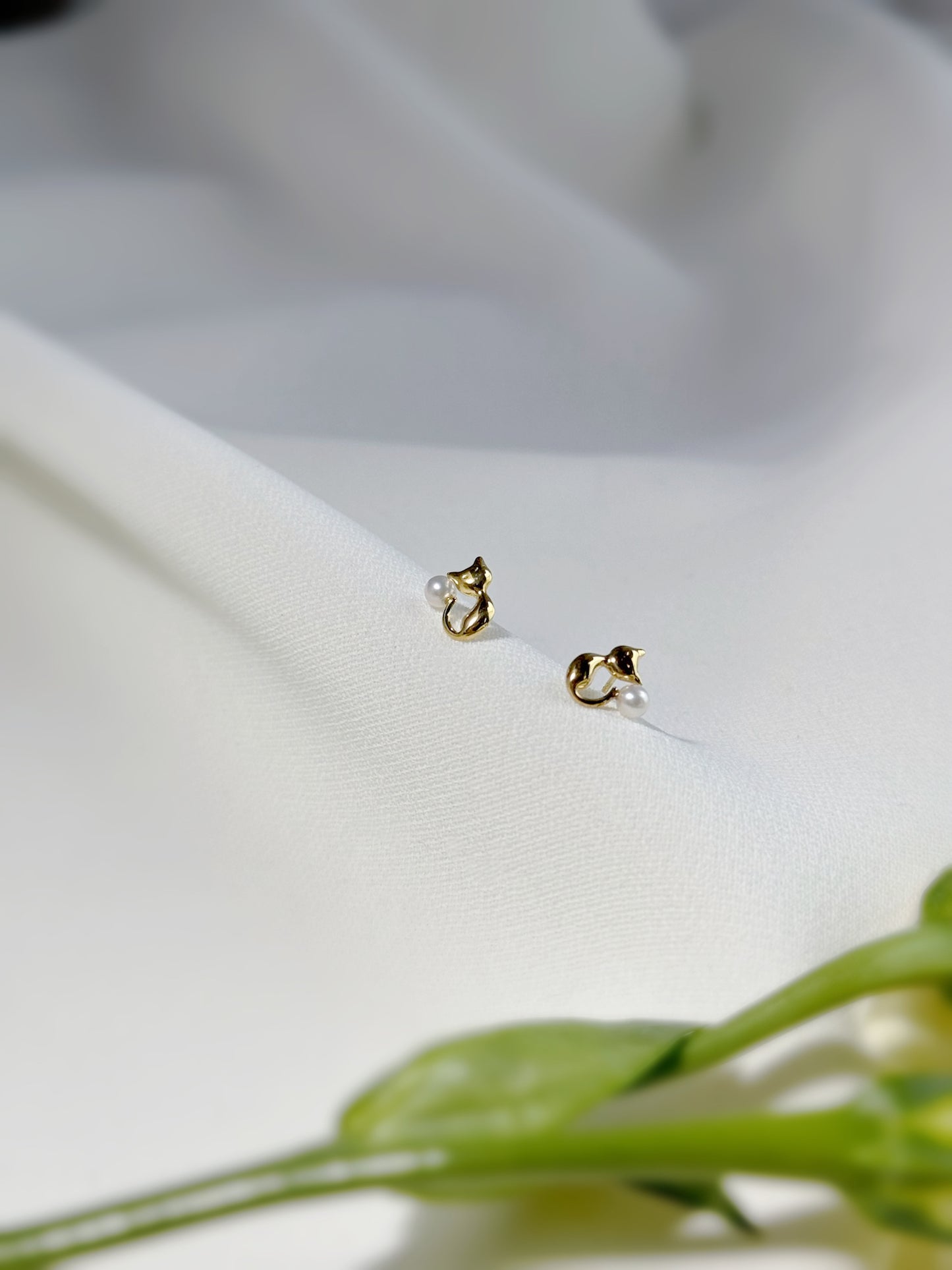 月亮貓耳環 MoonCat Earring