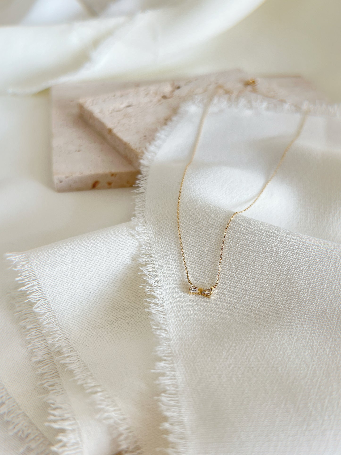 緞結鑽石項鍊 Soft Bow Diamond Necklace