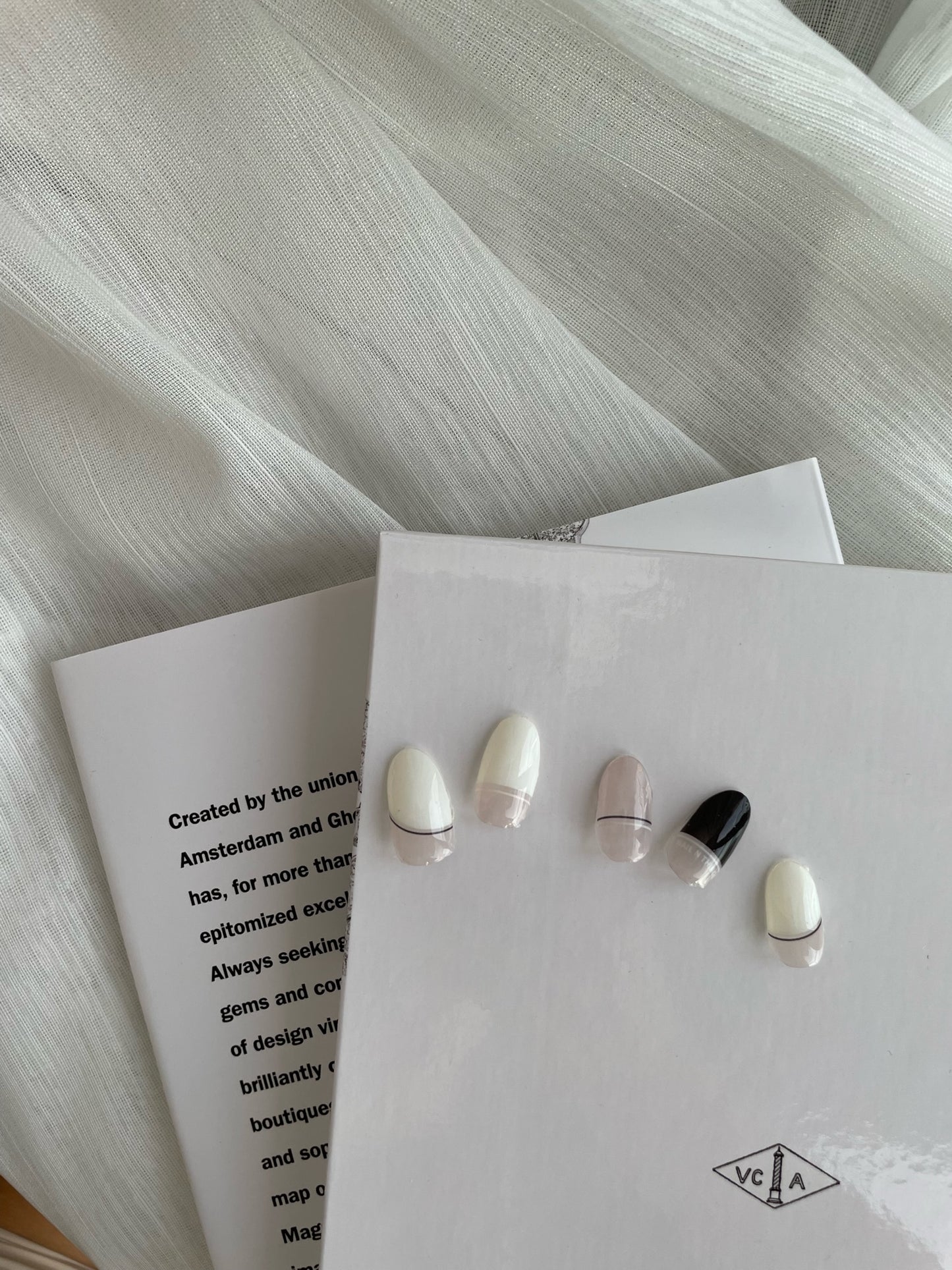 Nail n Things x Omi x Luna   - 旅行輕美套組  Travel Glam Pack