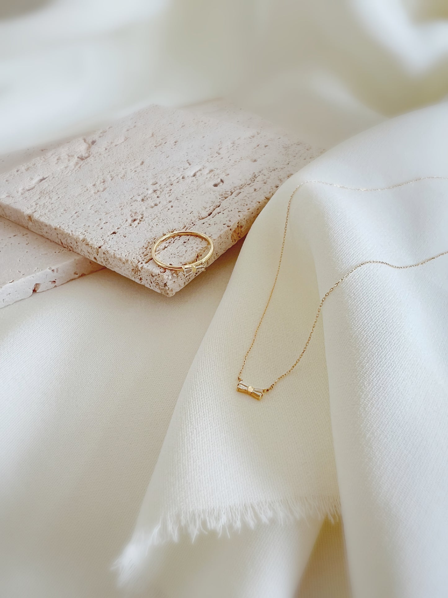 緞結鑽石項鍊 Soft Bow Diamond Necklace