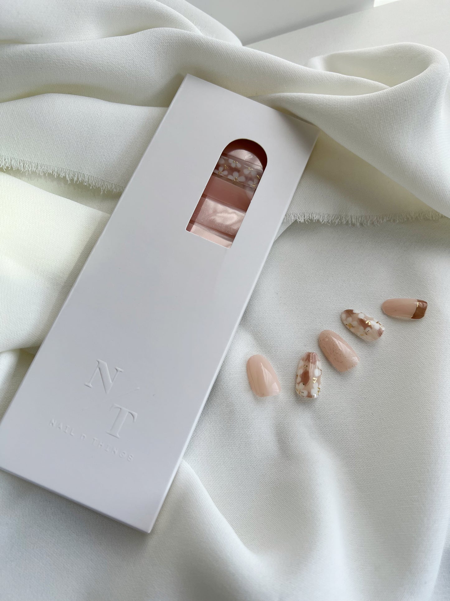 橙綻花穗指甲貼甲片(穿戴甲)  Orange Bloom Cascade Press On Nails