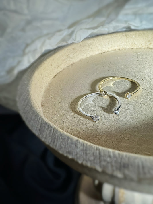 擁抱鑽石戒指 Hug Diamond Ring